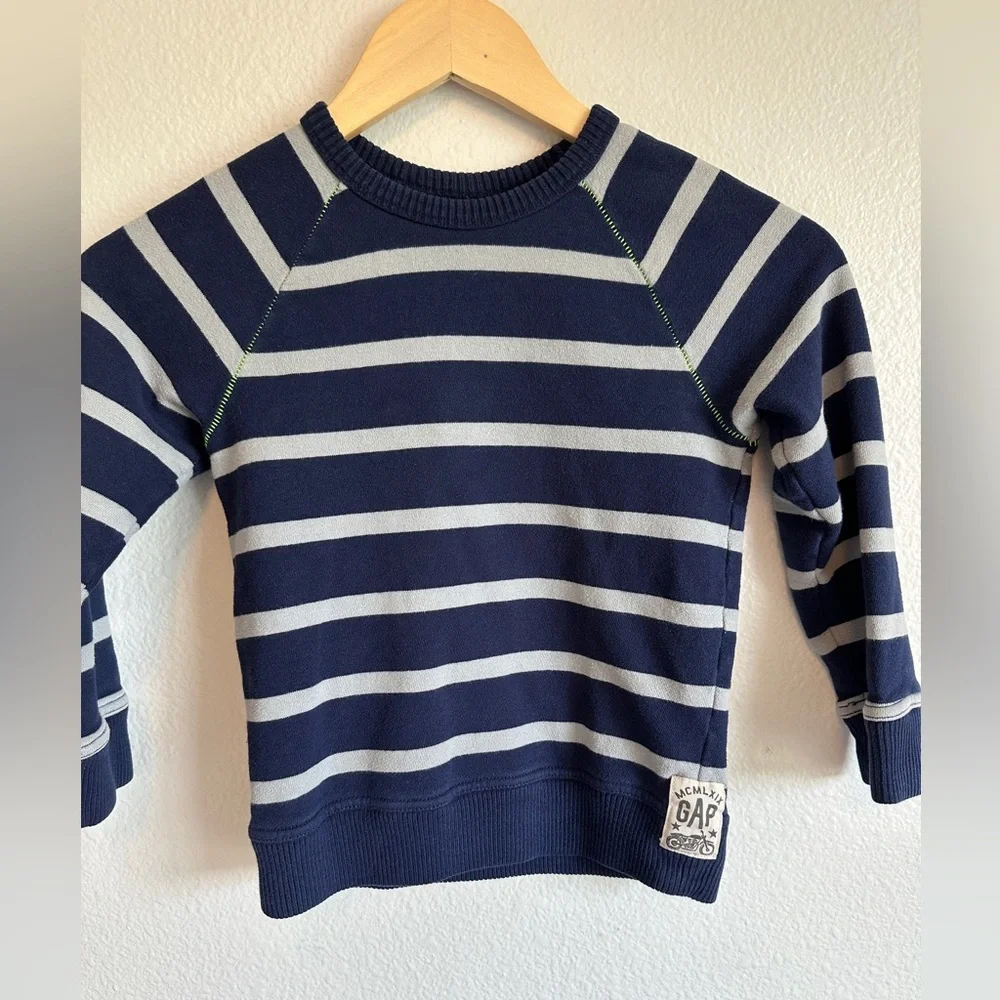 GAP Blue and Gray Striped Sweater Crew Neck